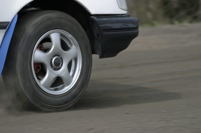 Spinning wheel on a car