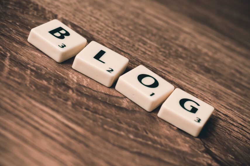 The word blog spelled with Scrabble pieces